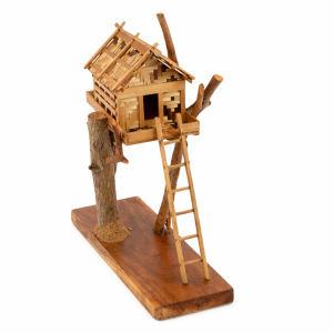 Bamboo Treehouse Decor